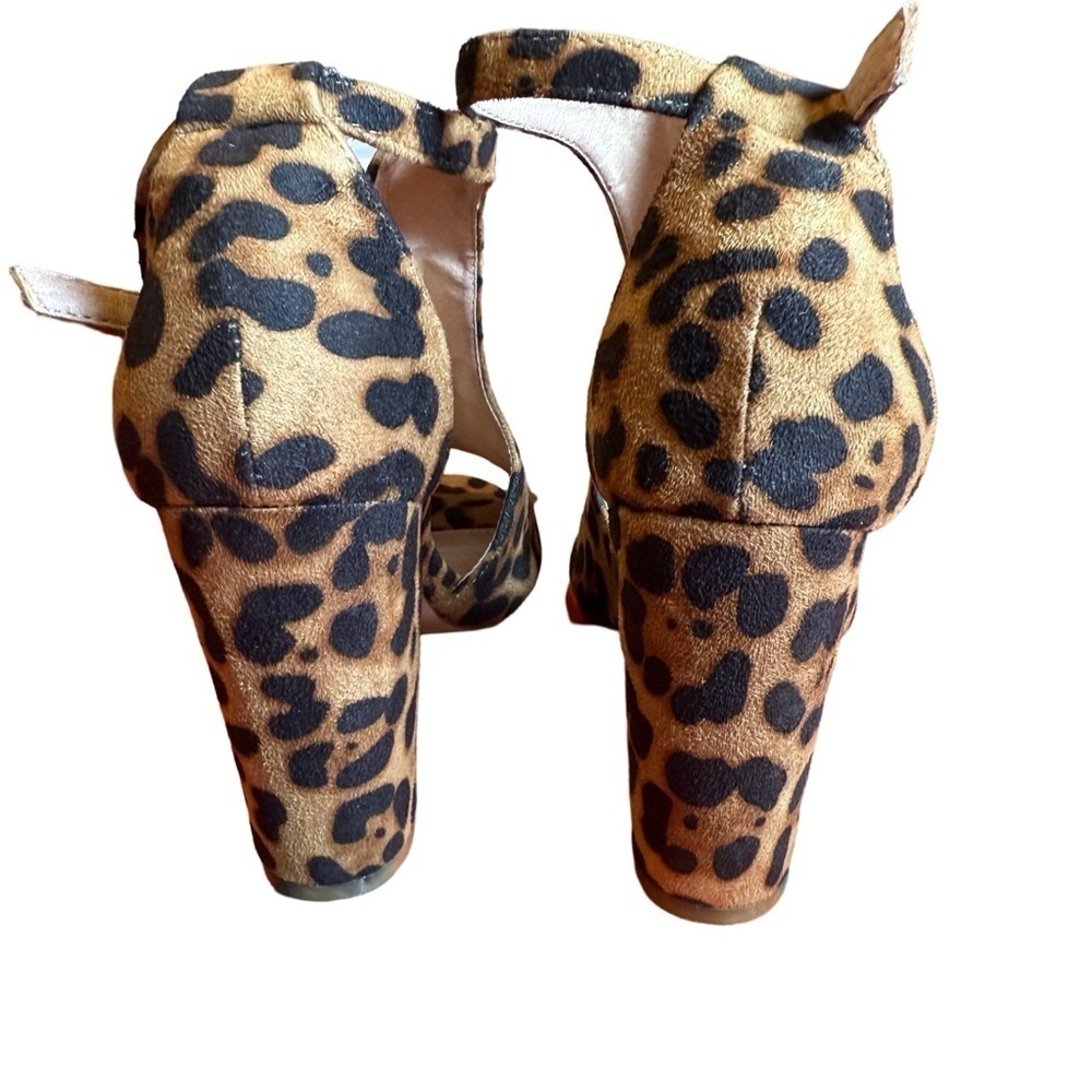 Olivia Jaymes Leopard Print Peep-Toe Chunky Heels, Size 8, New Without Box - Picture 4 of 6